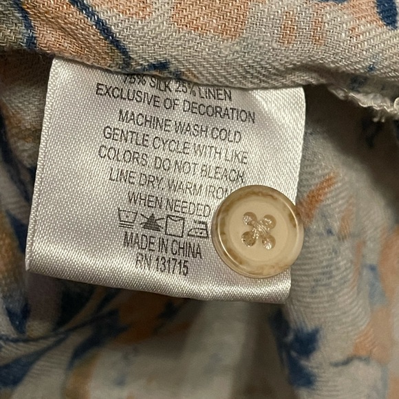 Linen/Silk Margaritaville Button Down - Picture 13 of 14